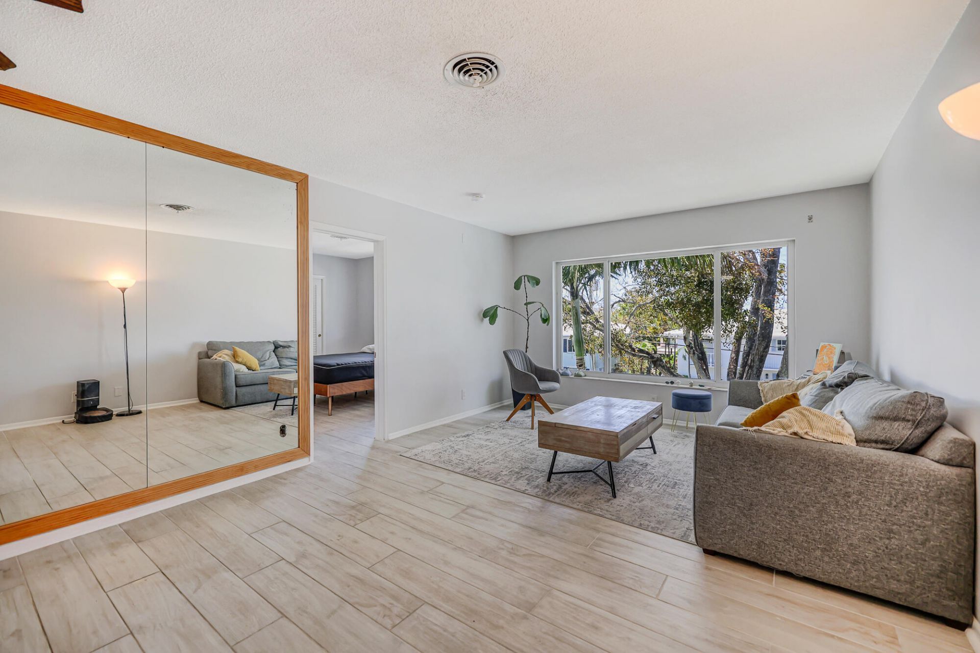 2829 NE 30th Street, Unit 302, Fort Lauderdale, FL 33306 Photo