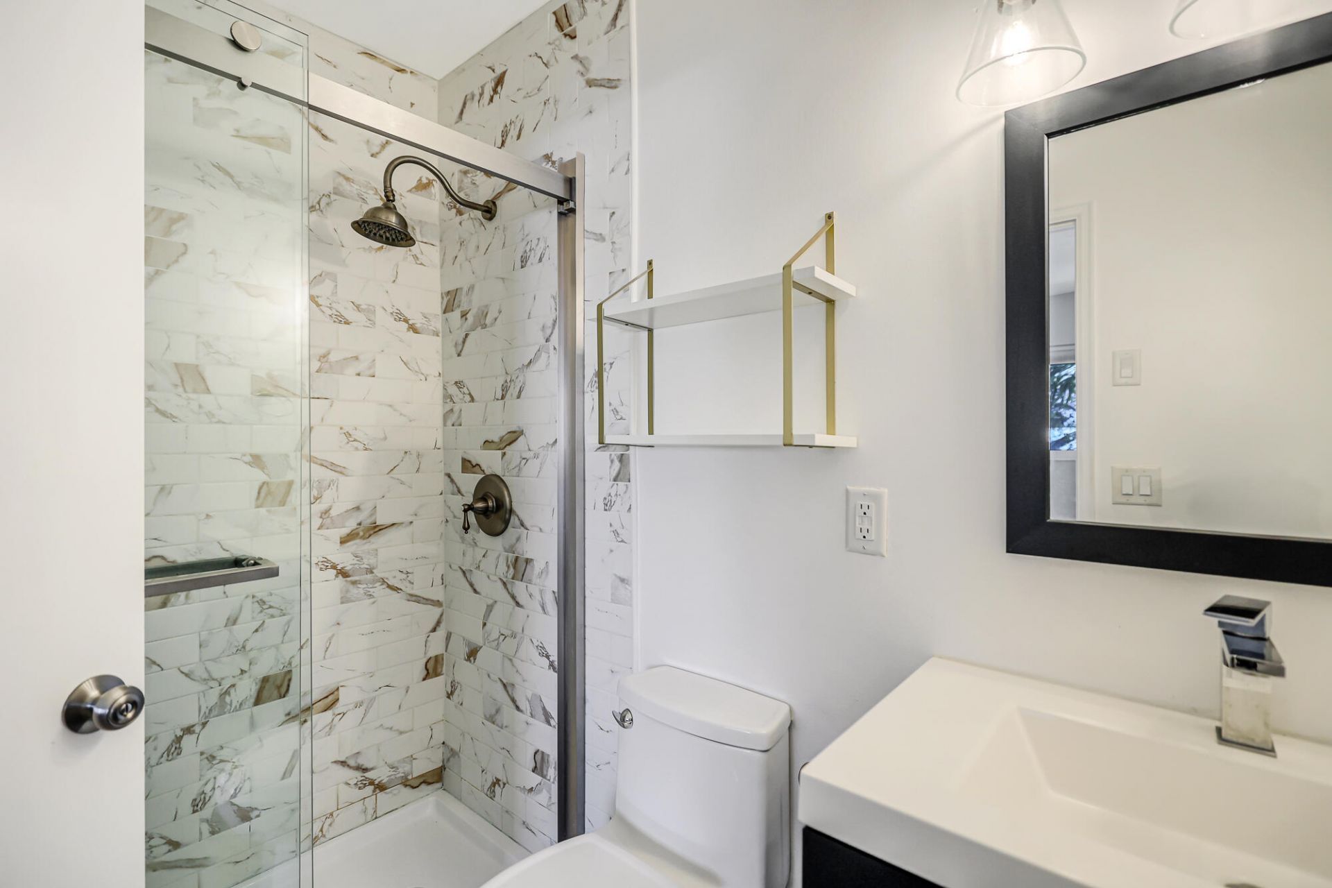 2829 NE 30th Street, Unit 302, Fort Lauderdale, FL 33306 Photo