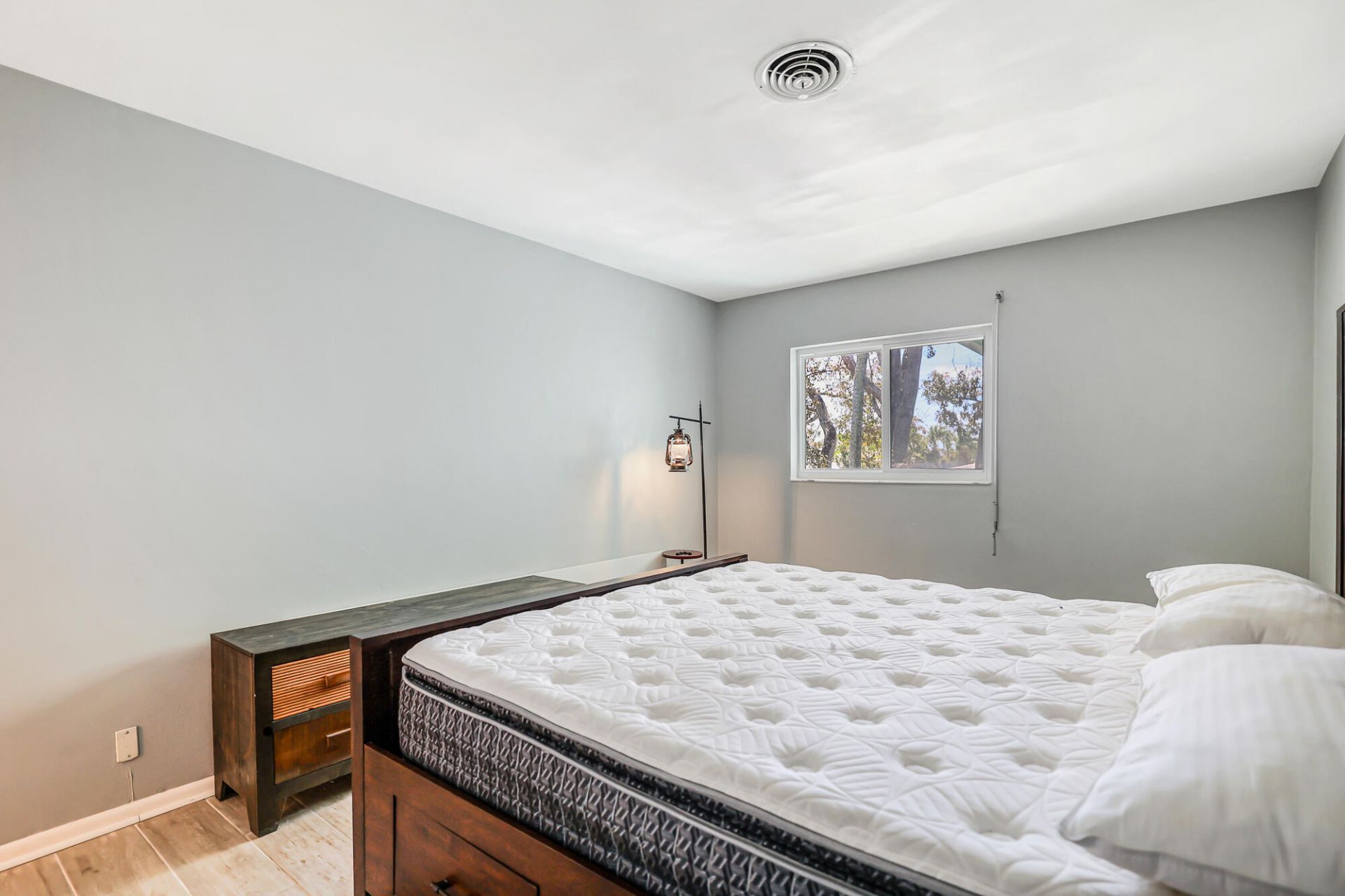 2829 NE 30th Street, Unit 302, Fort Lauderdale, FL 33306 Photo