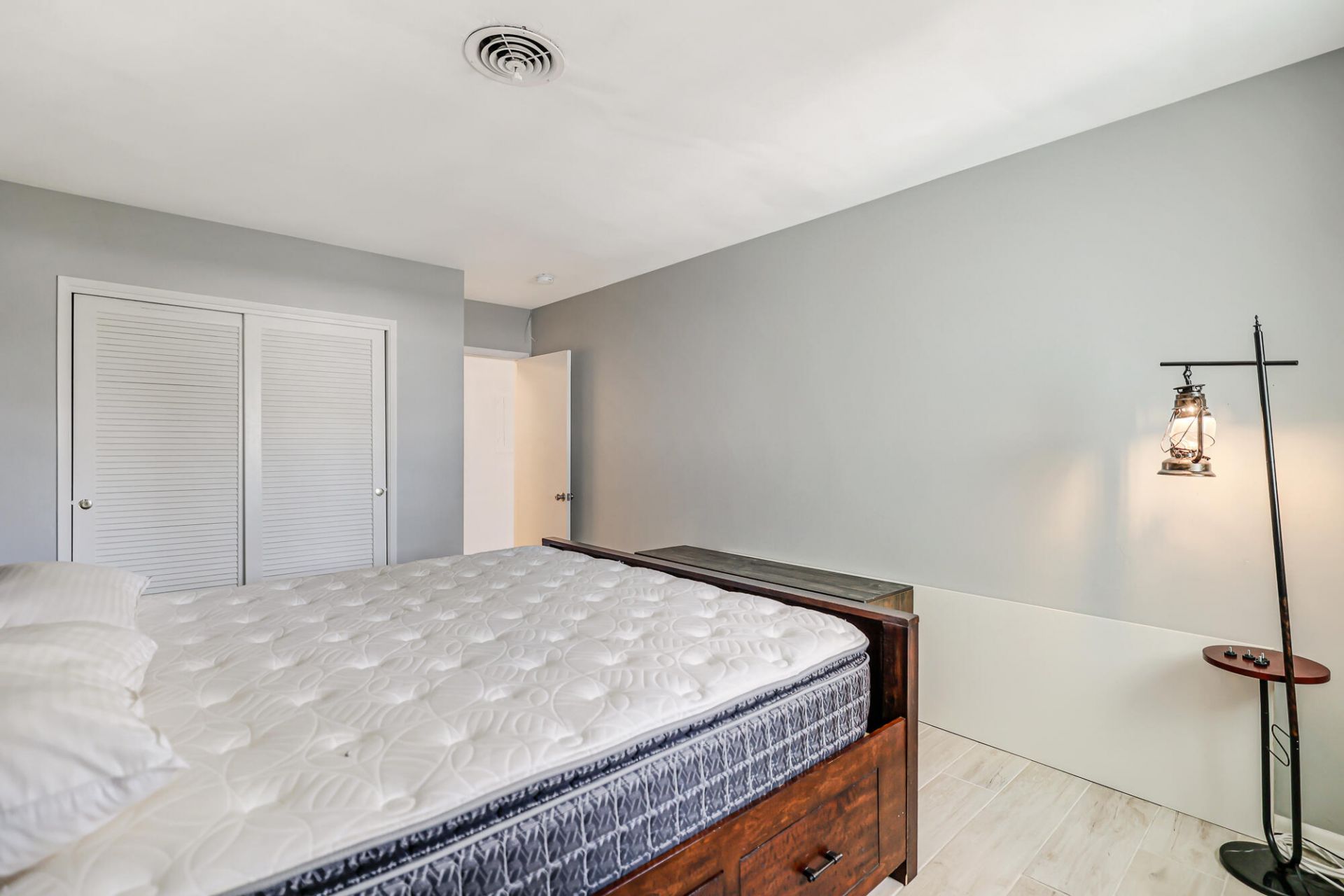 2829 NE 30th Street, Unit 302, Fort Lauderdale, FL 33306 Photo