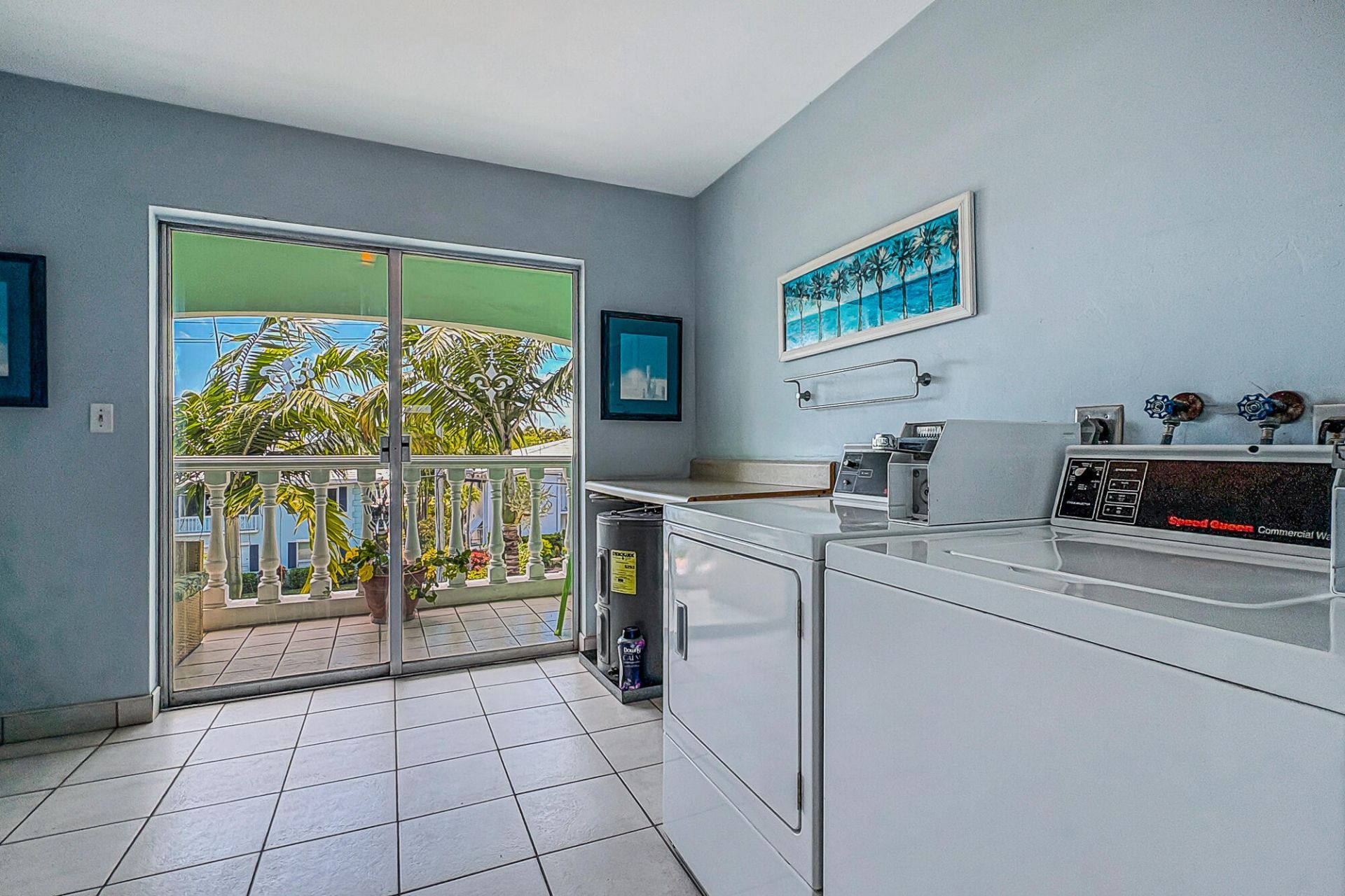 2829 NE 30th Street, Unit 302, Fort Lauderdale, FL 33306 Photo