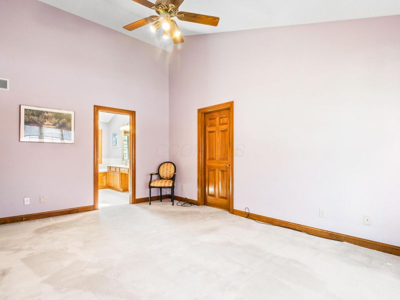 101 Walnut Woods Court, Columbus, OH 43230 Photo 12