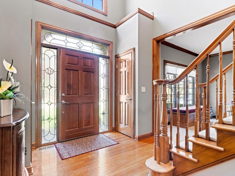 101 Walnut Woods Court, Columbus, OH 43230 Photo 5