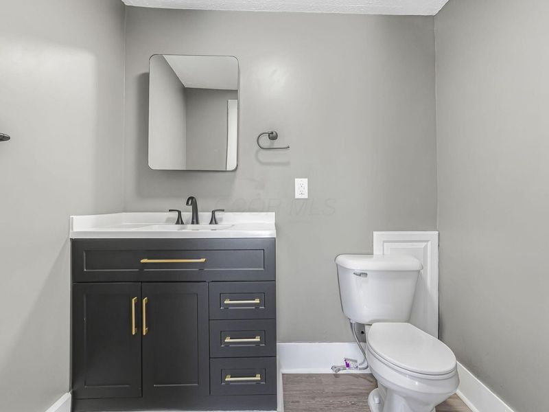 800 1/2 W Vine Street, Mount Vernon, OH 43050 Photo 32