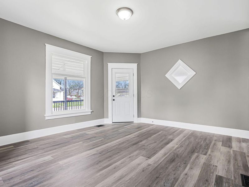 800 1/2 W Vine Street, Mount Vernon, OH 43050 Photo 9