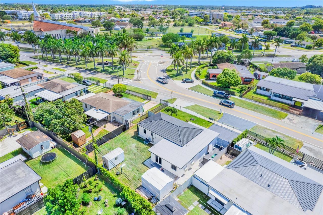 14321 Madison St, Miami, FL 33176 Photo