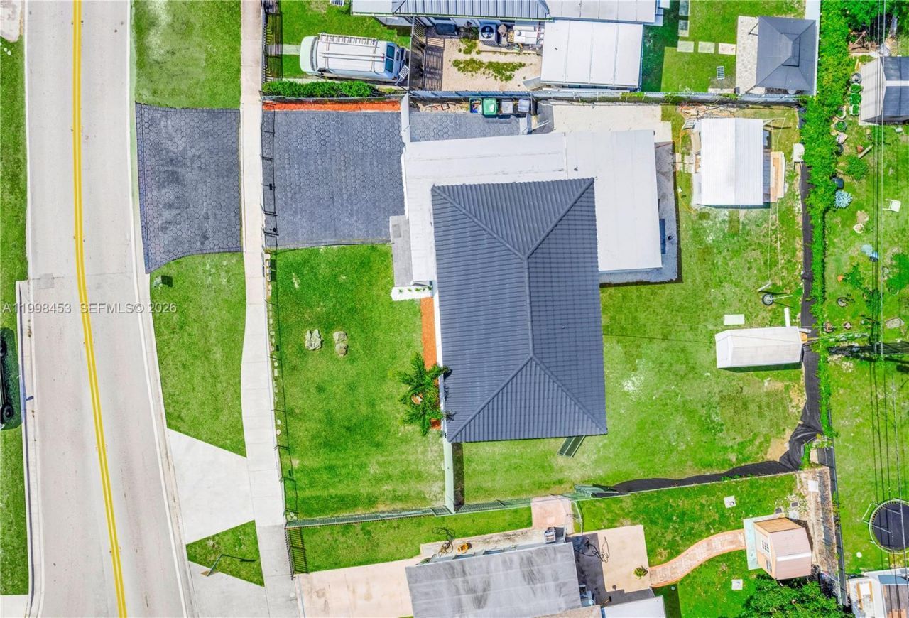 14321 Madison St, Miami, FL 33176 Photo