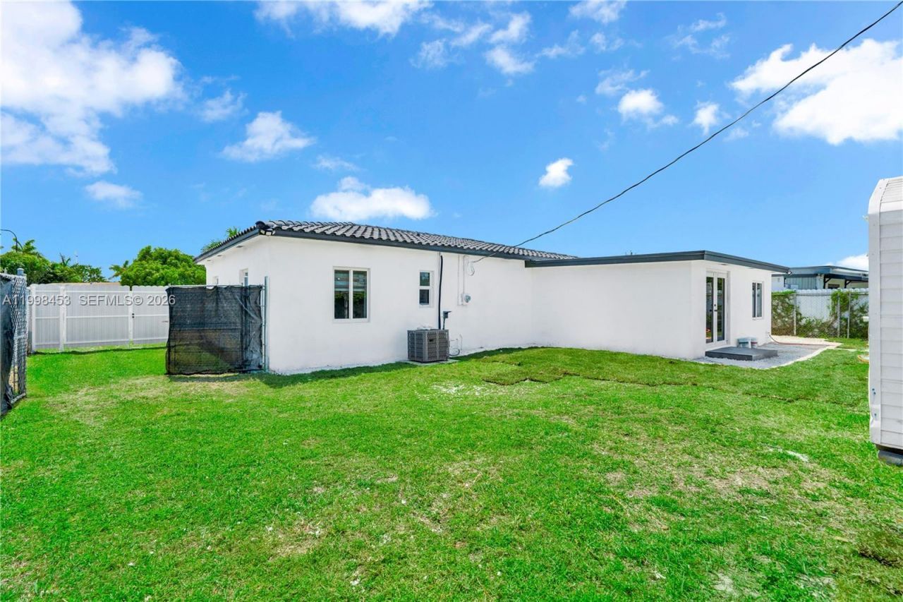 14321 Madison St, Miami, FL 33176 Photo