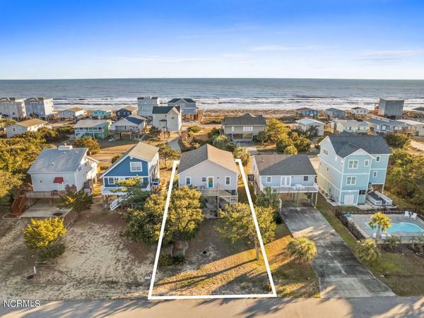 916 E Dolphin Drive, Oak Island, NC 28465