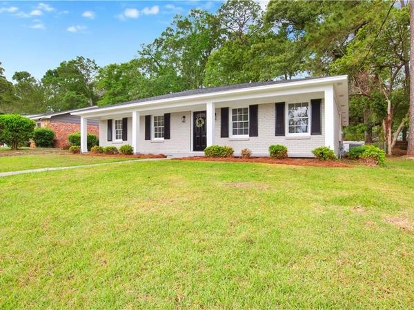 506 Bonnet Hill Circle, Mobile, AL 36609
