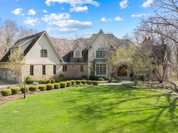 33W551 Hub Road , Wayne, IL 60184