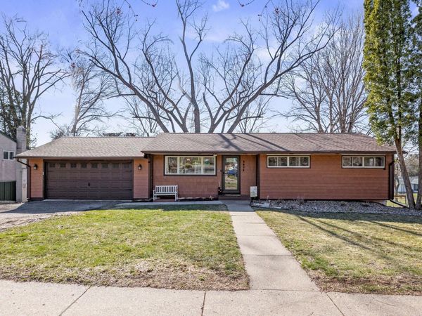 3873 Bellaire Avenue, White Bear Lake, MN 55110