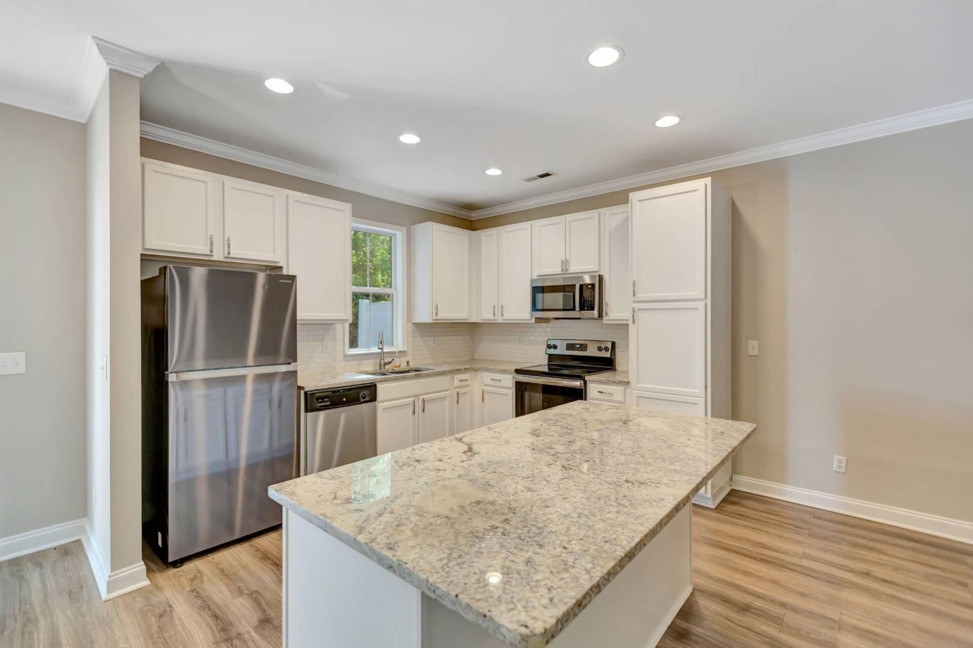 9620 Scarborough Court Photo 10