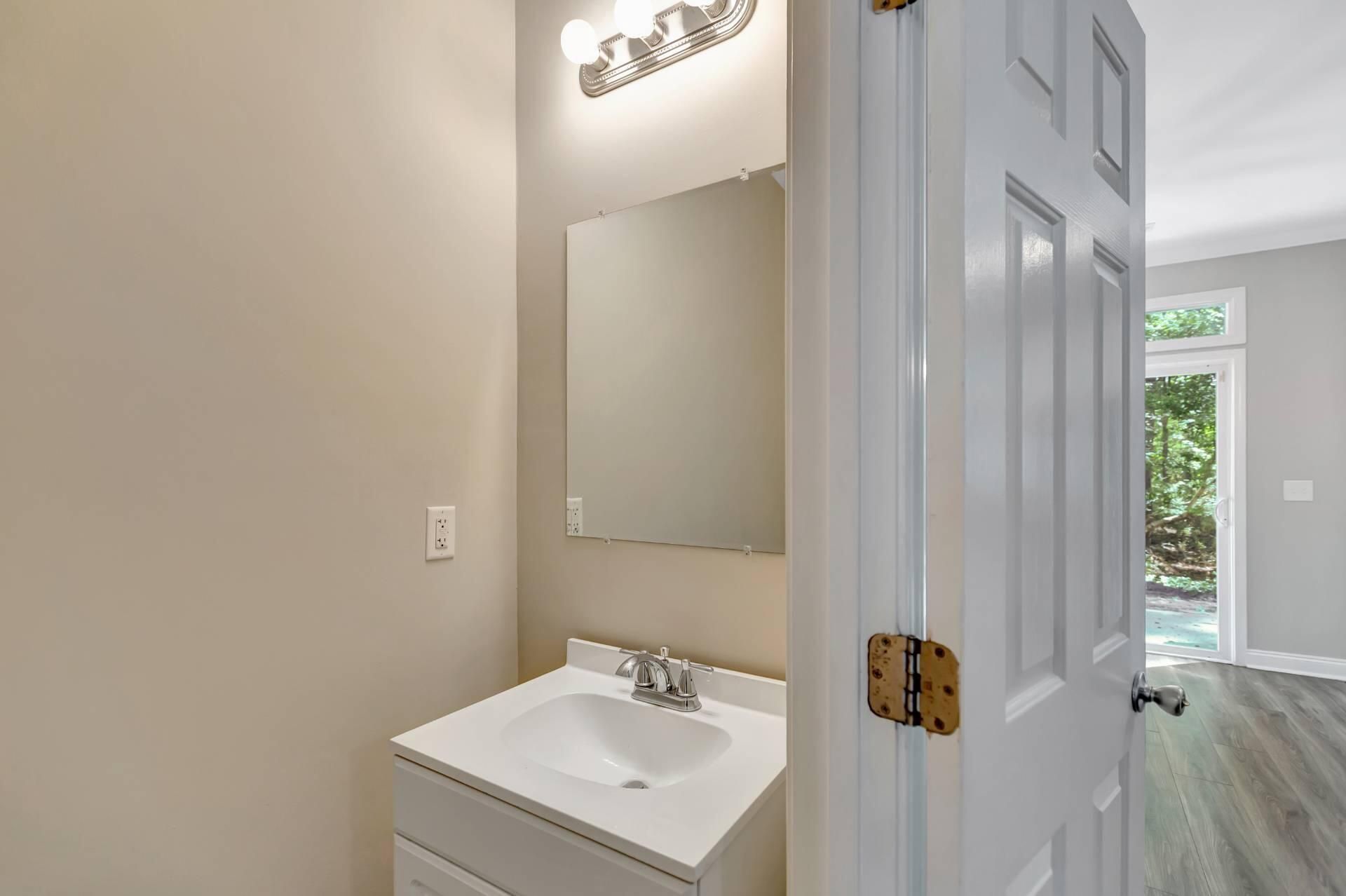 9620 Scarborough Court Photo 16