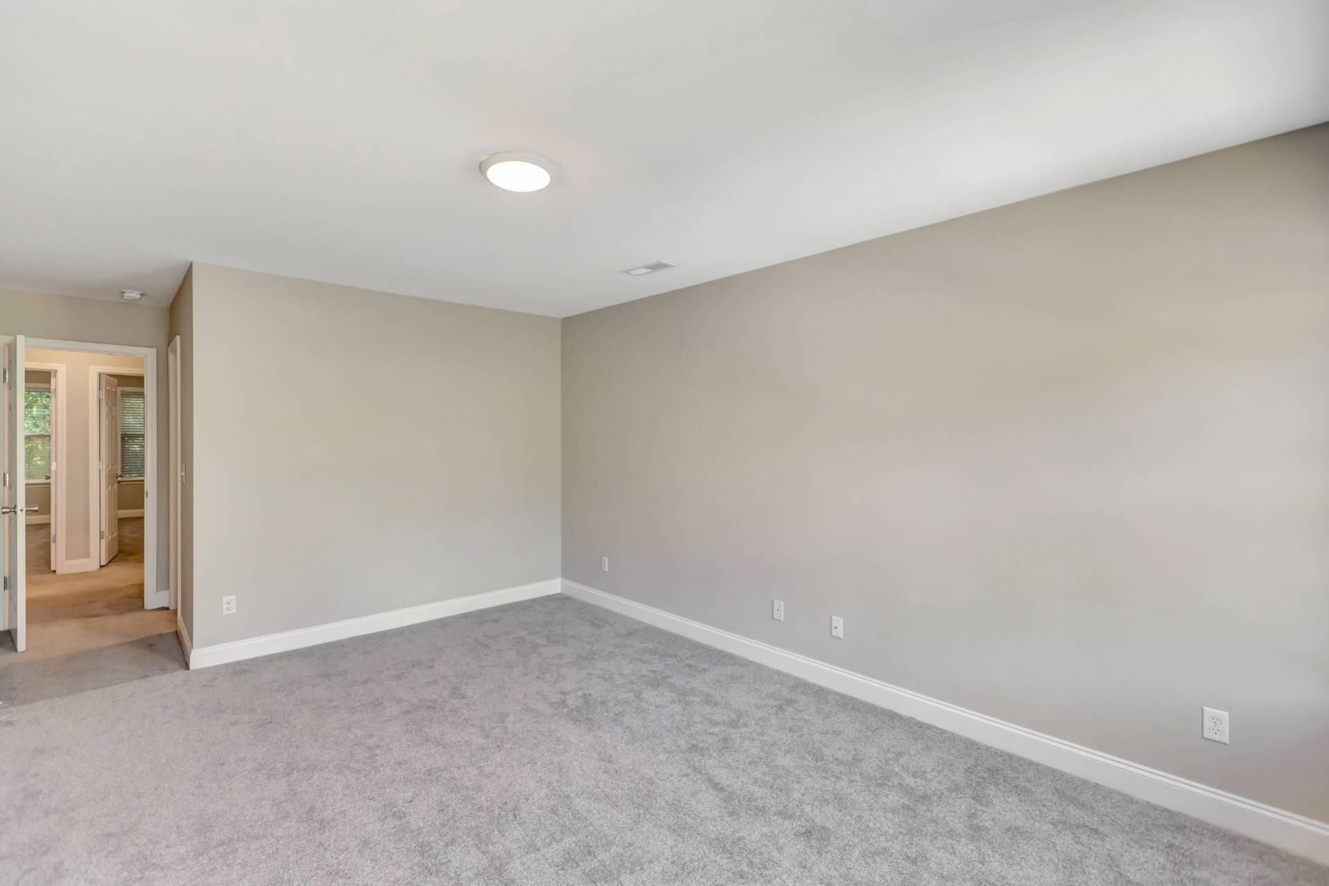 9620 Scarborough Court Photo 19