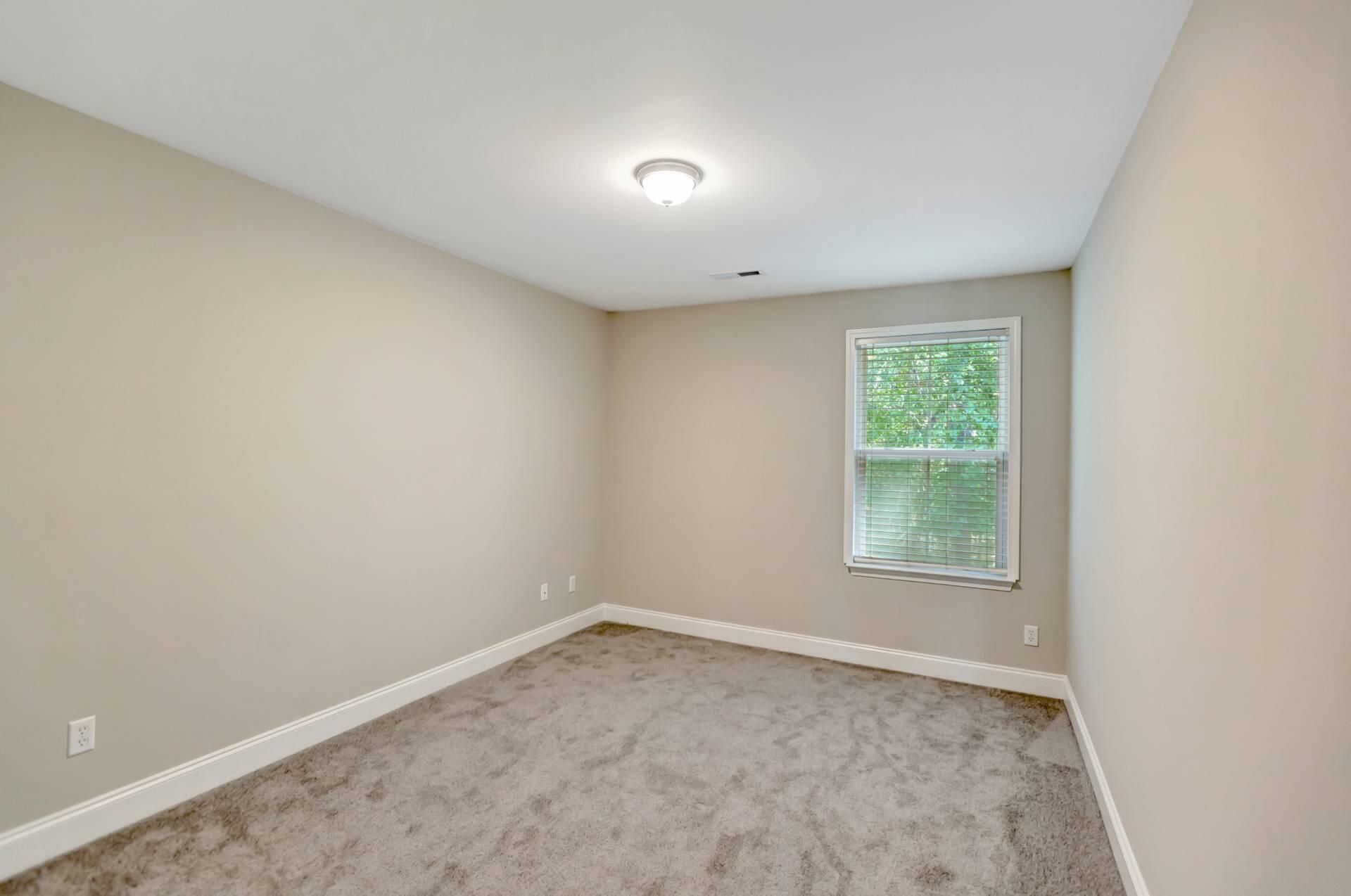 9620 Scarborough Court Photo 27