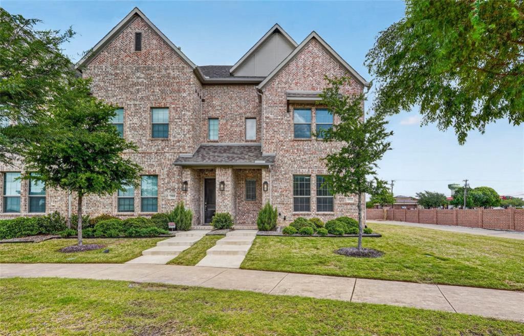 1511 Perrin Lane, Farmers Branch, TX 75234 Main Photo