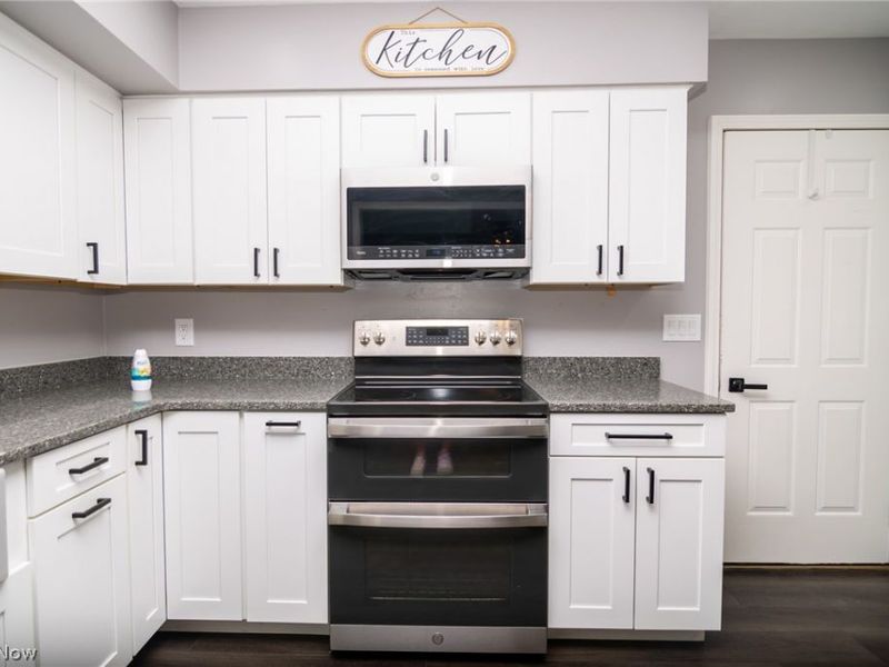 44701 Springbrook Drive, Saint Clairsville, OH 43950 Photo 11