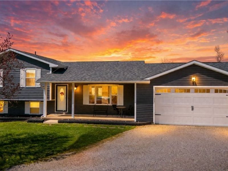 44701 Springbrook Drive, Saint Clairsville, OH 43950 Photo 3