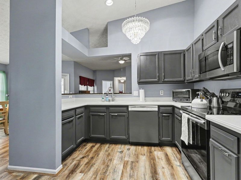 6945 Parkview Drive, Unit 8, Florence, KY 41042 Photo 5