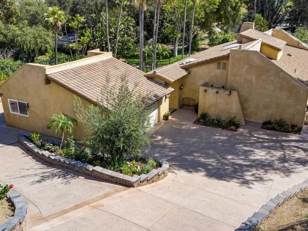 1315 Macadamia Drive, Fallbrook, CA 92028