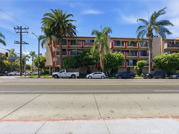 605 Redondo, Unit 304, Long Beach, CA 90814