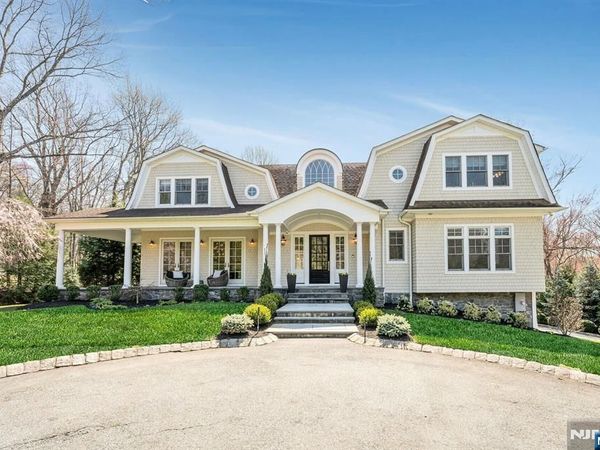 76 Dimmig Road, Upper Saddle River, NJ 07458