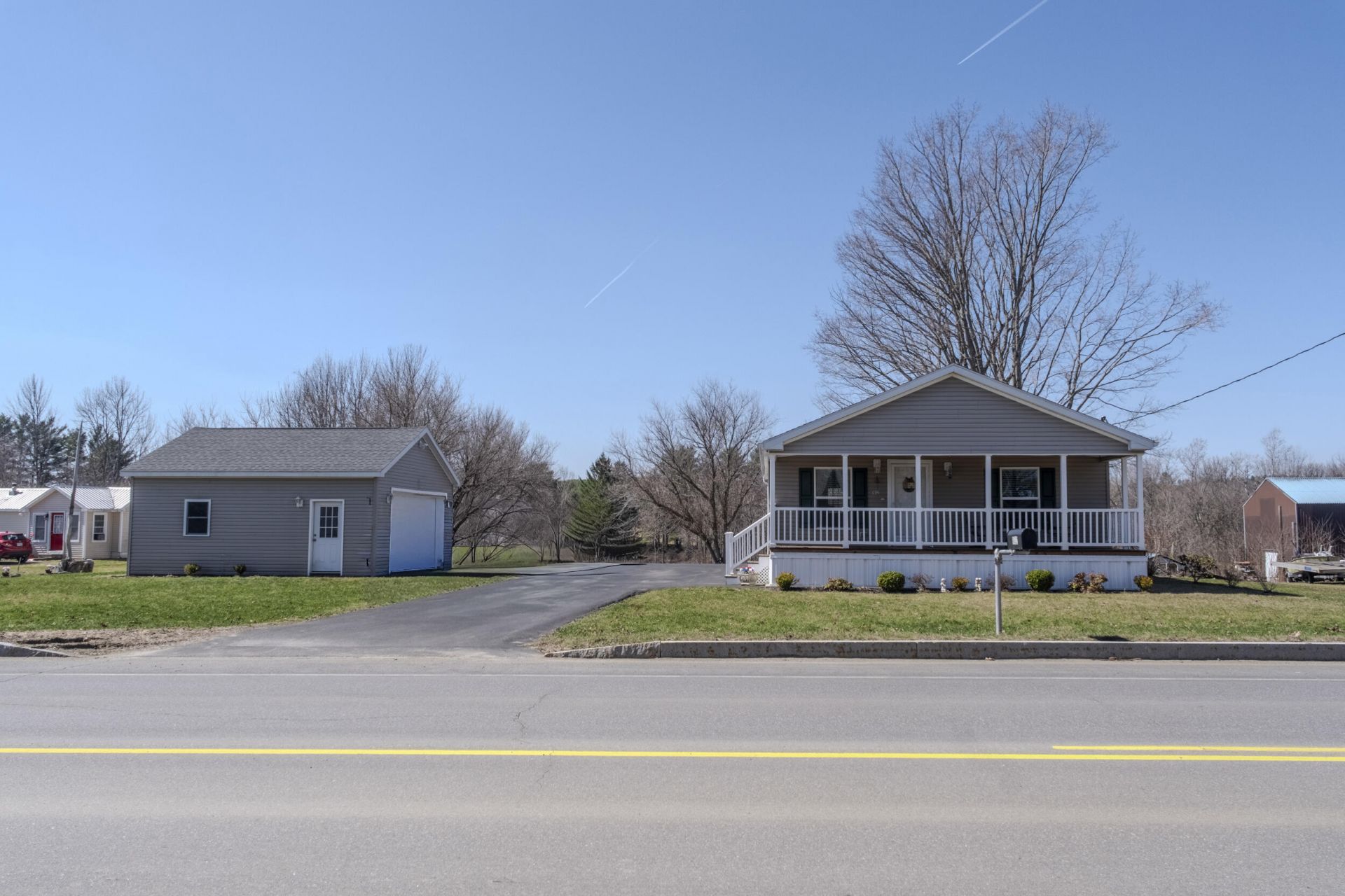 1032 Main Street, Vassalboro, ME 04989 Main Photo