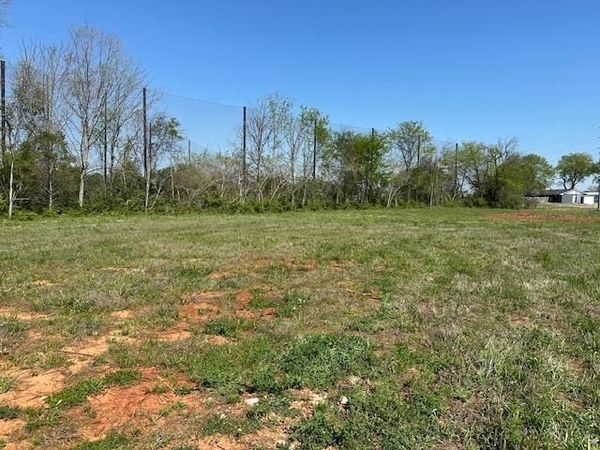 Lot 1 Veterans Memorial Boulevard , Bowling Green, KY 42101