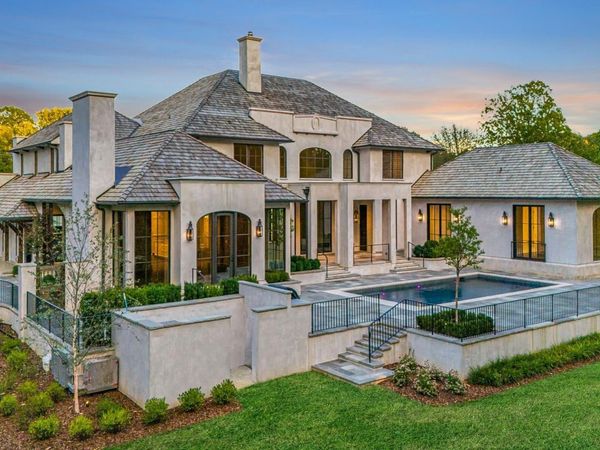 533 Belle Meade Blvd , Nashville, TN 37205