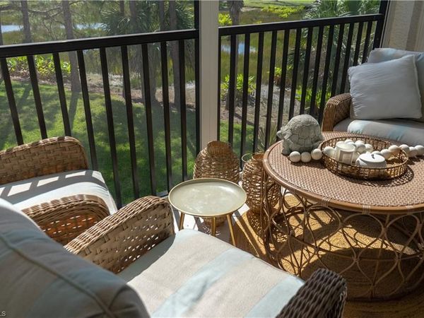 265 Deerwood CIR, Unit 10, NAPLES, FL 34113