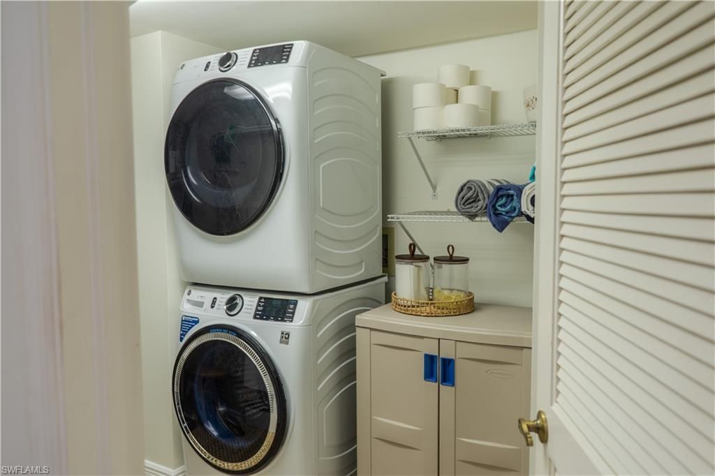 265 Deerwood Cir, Unit 10, Naples, FL 34113 Photo