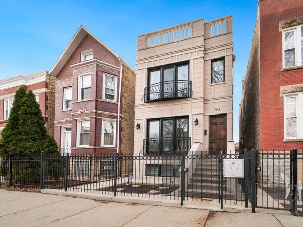 938 N Washtenaw Avenue , Unit 1, Chicago, IL 60622