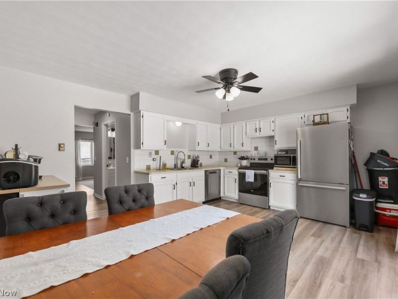 12447 Cleveland Avenue NW, Uniontown, OH 44685 Photo 16