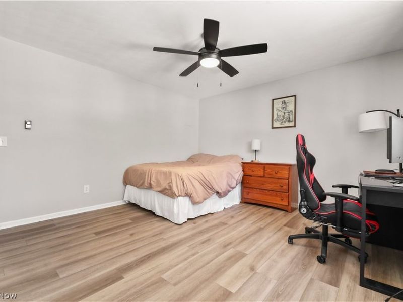 12447 Cleveland Avenue NW, Uniontown, OH 44685 Photo 26