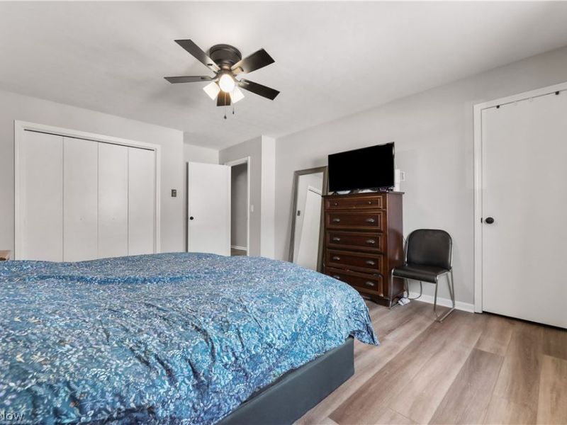 12447 Cleveland Avenue NW, Uniontown, OH 44685 Photo 30