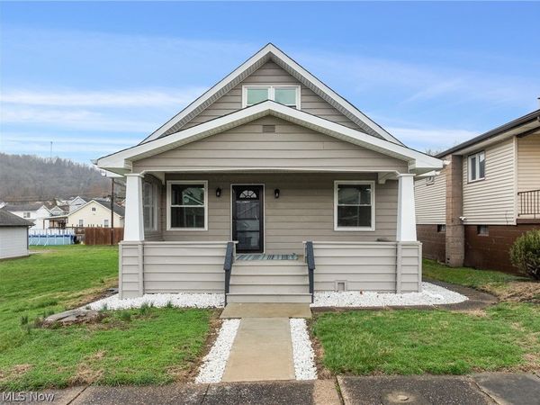 3931 Olive Avenue , Shadyside, OH 43947