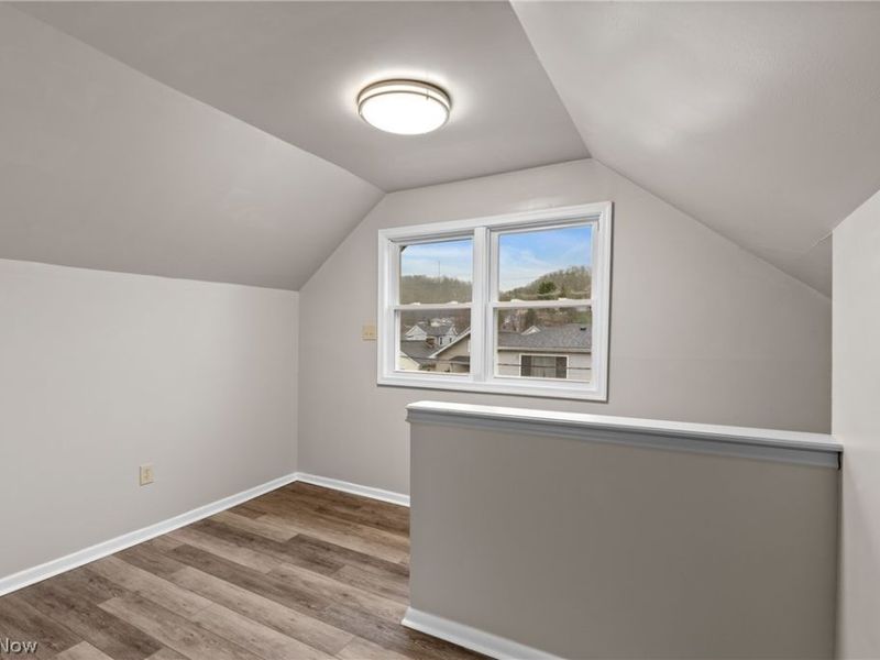 3931 Olive Avenue, Shadyside, OH 43947 Photo 23