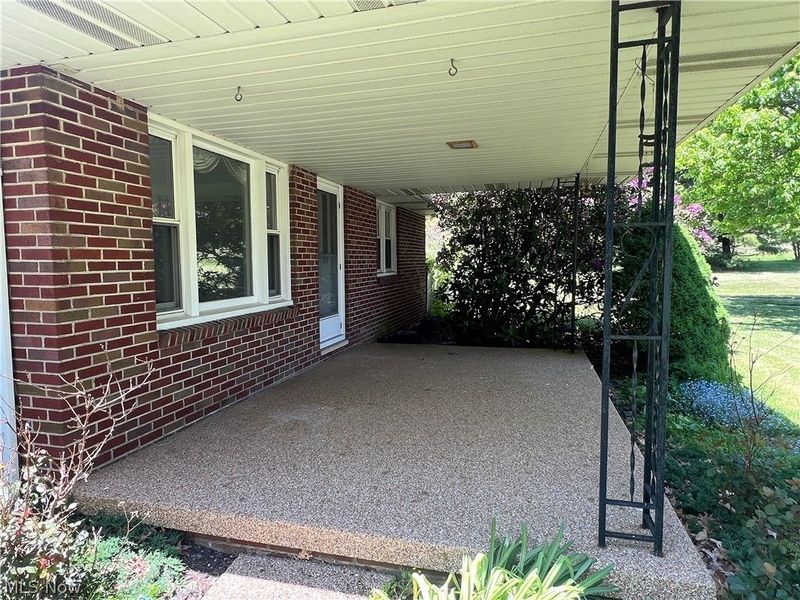 1099 Steubenville Road SE, Carrollton, OH 44615 Photo 8