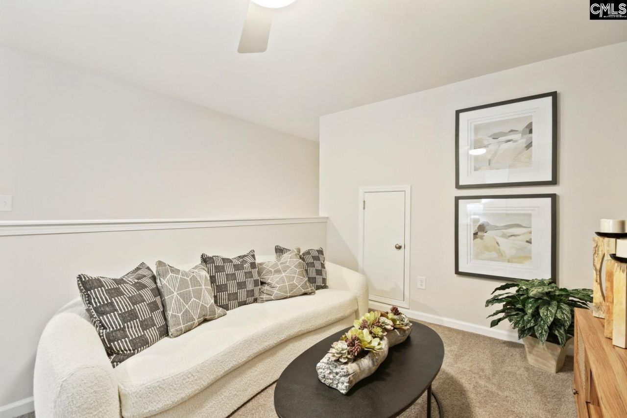 513 Chrome Horse Lane Lane Photo 22