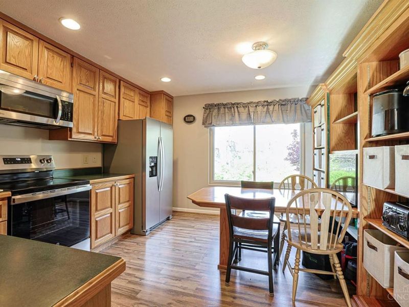 8731 Beckys Ridge Drive, Cincinnati, OH 45251 Photo 16