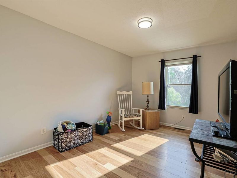 8731 Beckys Ridge Drive, Cincinnati, OH 45251 Photo 26