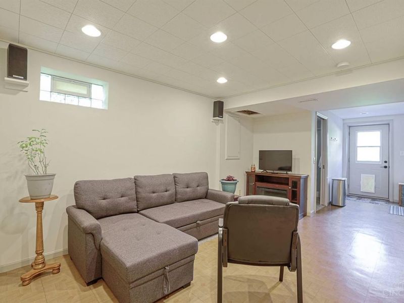 8731 Beckys Ridge Drive, Cincinnati, OH 45251 Photo 28