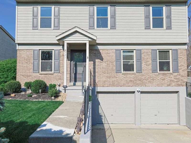 8731 Beckys Ridge Drive, Cincinnati, OH 45251 Photo 3