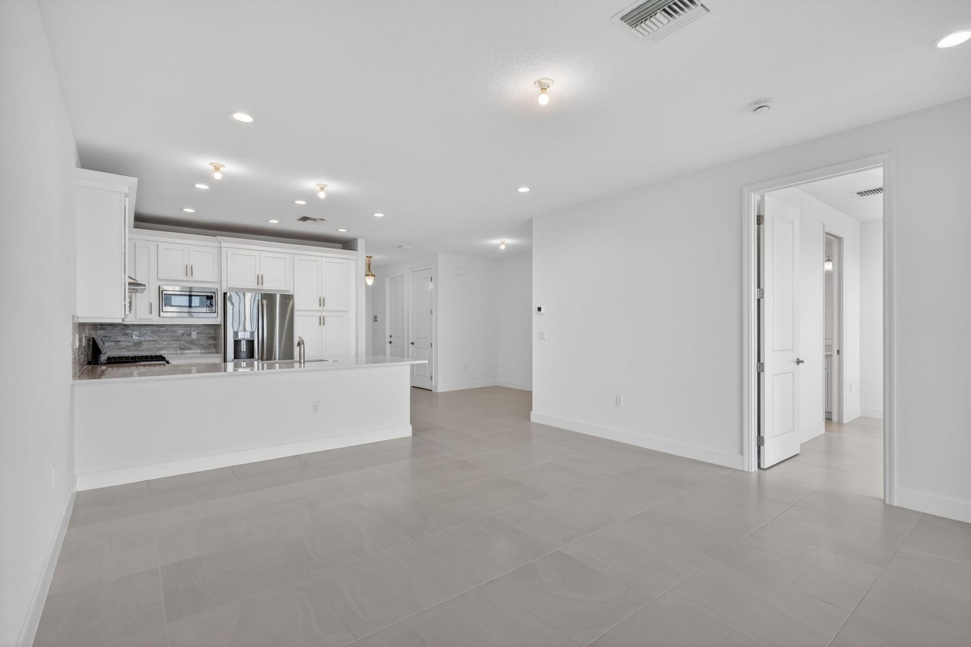 13600 SW Starkissed Lane, Port Saint Lucie, FL 34987 Photo