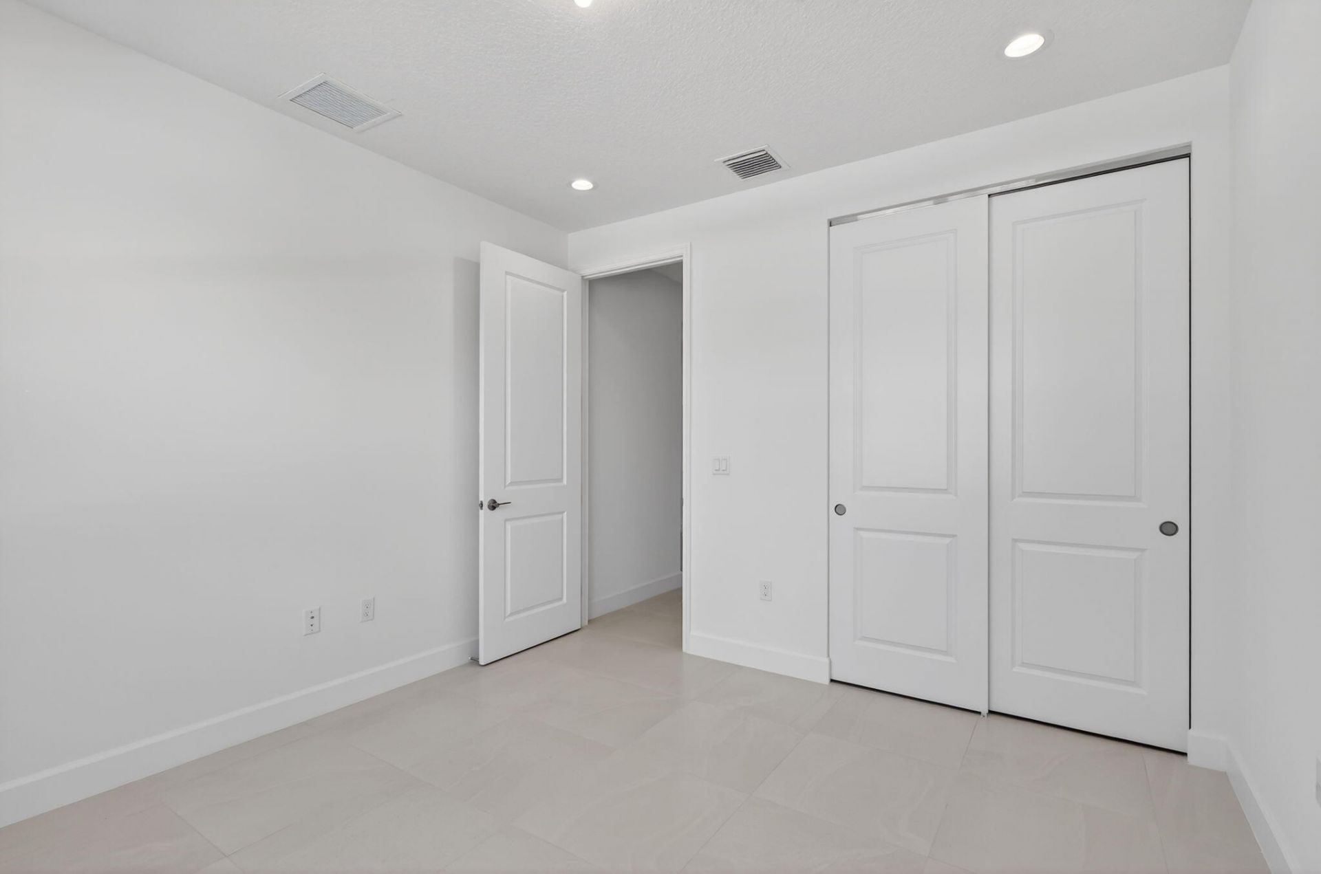 13608 SW Starkissed Lane, Port Saint Lucie, FL 34987 Photo