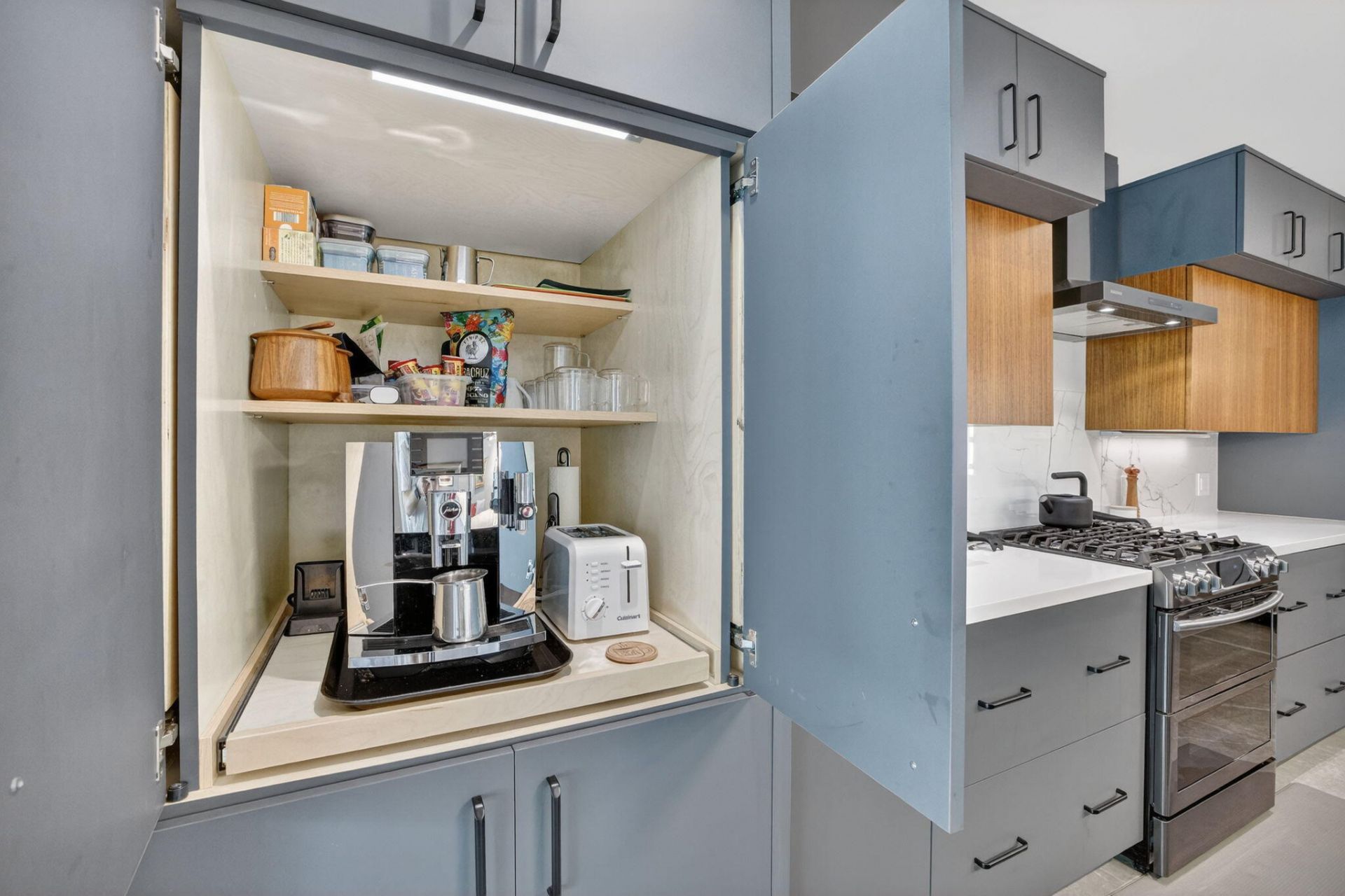 1721 NE 37th Street, Oakland Park, FL 33334 Photo