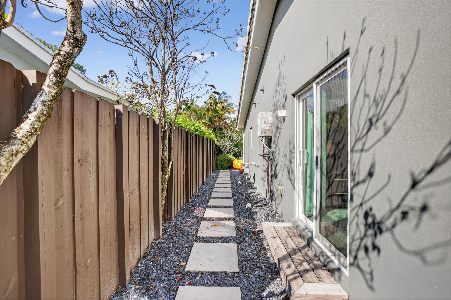 1721 NE 37th Street, Oakland Park, FL 33334 Photo