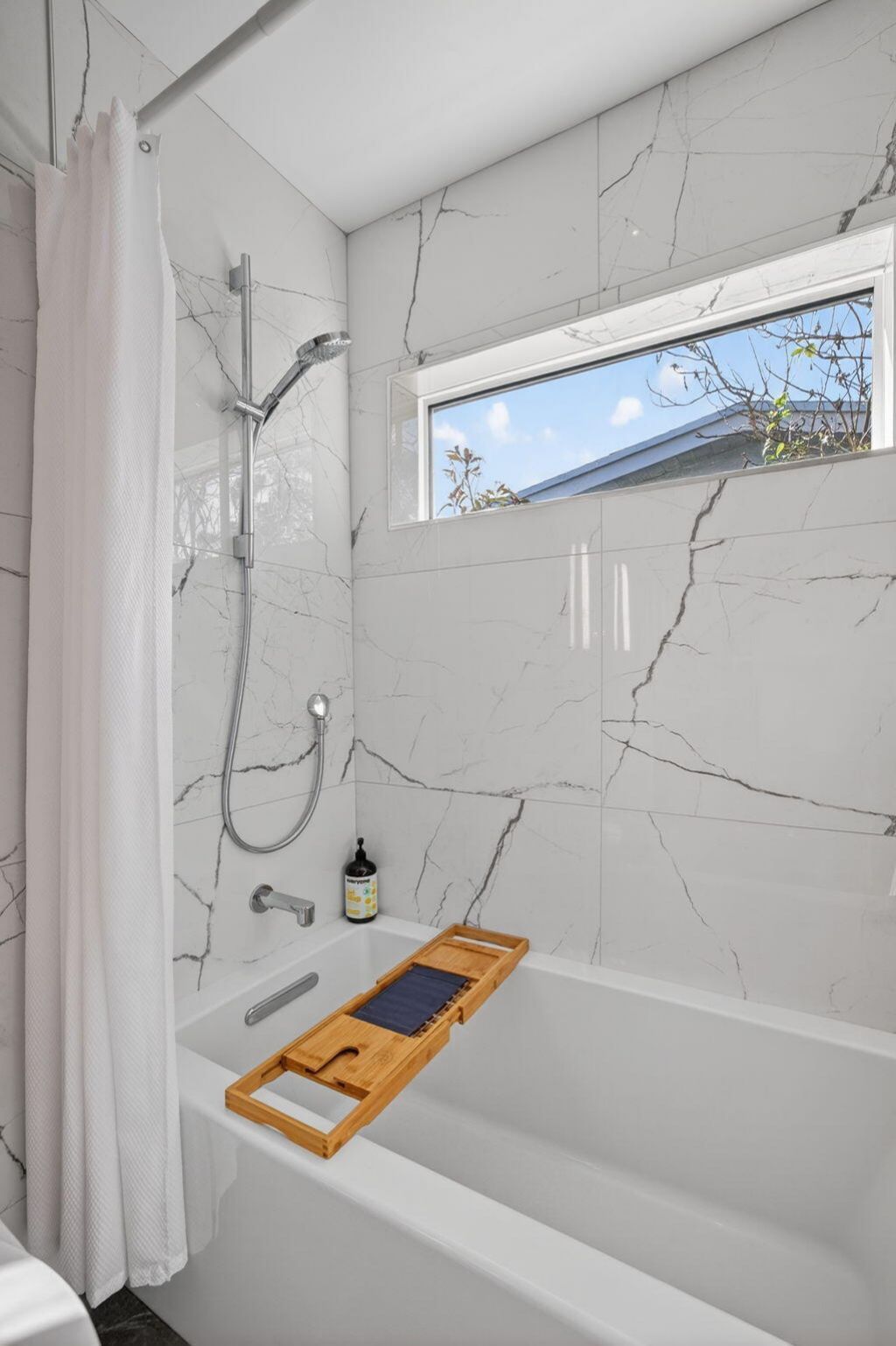 1721 NE 37th Street, Oakland Park, FL 33334 Photo