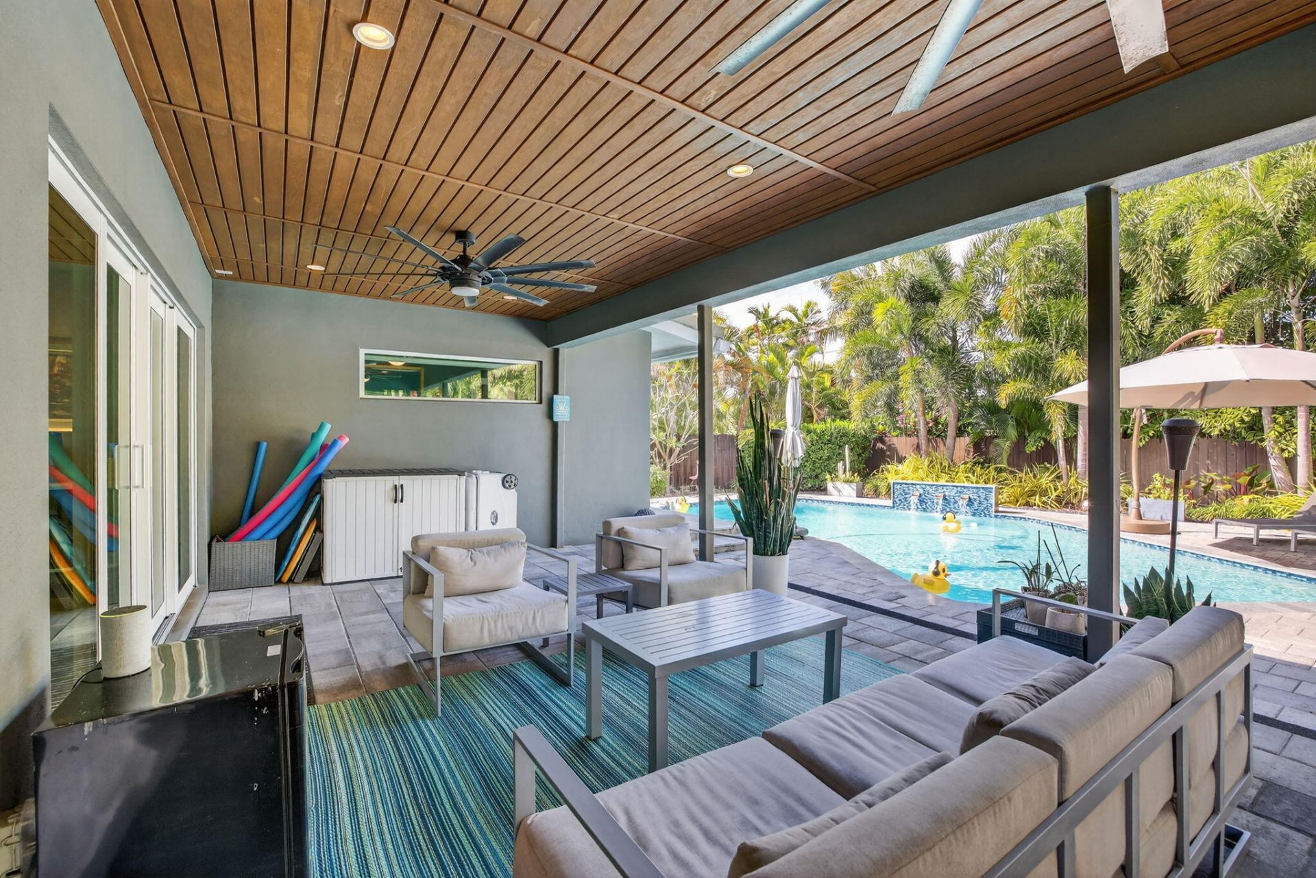 1721 NE 37th Street, Oakland Park, FL 33334 Photo